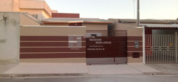 Casa à venda, Parque das Palmeiras, Pindamonhangaba